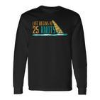 Windsurfing Life Begins At 25 Knot Surfer Saying Langarmshirts