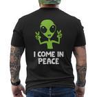 Alien I Come In Peace Space Rave Edm Music Alien T-Shirt mit Rückendruck