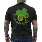 Lucky Charm Ladybird Clover Leaf For Friends Good Luck T-Shirt mit Rückendruck