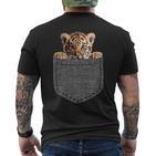 Tiger In Chest Pocket T-Shirt mit Rückendruck