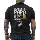 Zwillingspapa 2025 Loading Werdender Papa Announcement T-Shirt mit Rückendruck