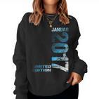 January 2017 Boy Girl 8Th Birthday Limited Edition Sweatshirt Frauen