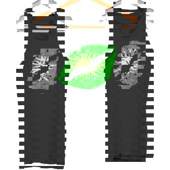 Green Kiwi Lips Fruit Lipstick Fruit Kiss Mouth Tank Top - Geschenkecke