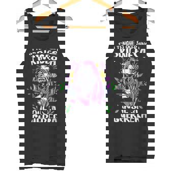 Si Tengo Que Ser Una Princesa Que Sea Guerrera 8 Marzo Cuello Camiseta sin mangas - Regaloses