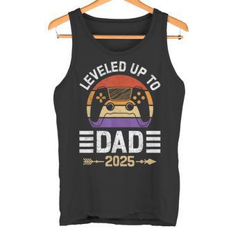 Spielerpapa Leveled Up To Daddy 2025 Dadintage Tank Top - Geschenkecke