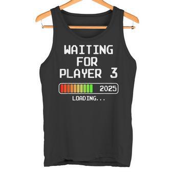 Werdender Papa 2025 Waiting For Player 3 Loading Pregnant Tank Top - Geschenkecke