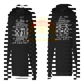 55 Year Birthday Decorations Gag 55Yr 1970 55Th Birthday Long Sleeve T-Shirt | Mazezy