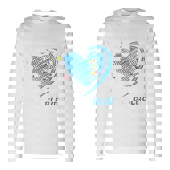 Autismo Arco Iris En Abril Usamos El Mes De Concientización Sobre El Autismo Azul Camiseta de manga larga - Regaloses