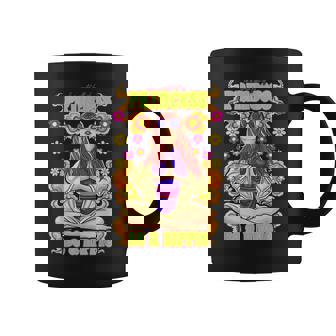 Dans Un Monde Plein De Princesses Soyez Une Fille Hippie Fleuriste Rétro Tasse - Cadeauxyz