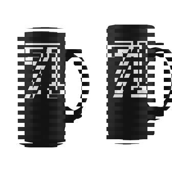 Número 71Arsity Sports Team Cumpleaños Edad Año Taza de café - Regaloses