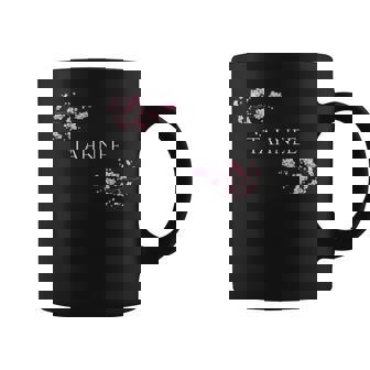 Tahnee Nom Avec Branches De Fleurs Tasse - Cadeauxyz