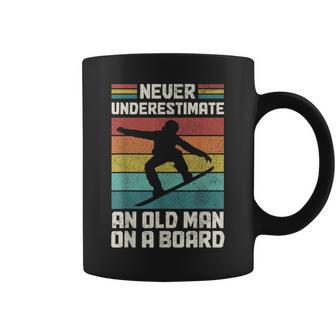 Never Underestimate An Old Man On A Snowboard intage Tassen - Geschenkecke