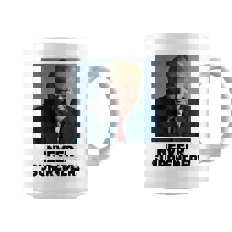 Nunca Entregues Las Elecciones Presidenciales De Trump 2024 Taza de café - Regaloses