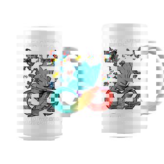 Me Pongo Azul Para La Conciencia Del Autismo Mariposa Hombres Es Niños Taza de café - Regaloses