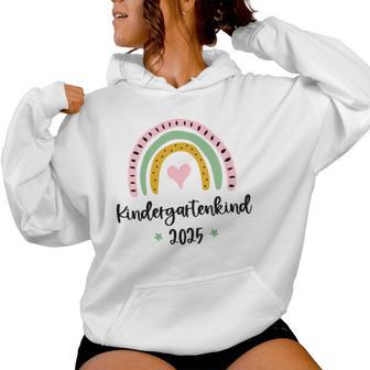 Children's Nursery 2025 Rainbow Nursery Kapuzenpullover für Damen - Geschenkecke