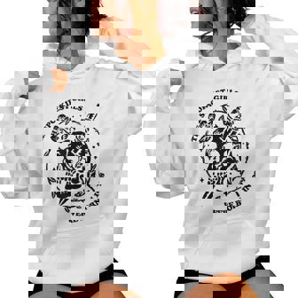 Les Filles Les Plus Effrayantes Sont Nées En 1998 Skull And Roses Sweat à capuche femme - Cadeauxyz