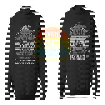 70 Ans Cadeau Homme Les Legendes Sont Nées En Février 1955 Sweater e - Cadeauxyz