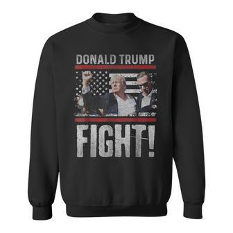 Donald Trump Fist Pump We Fight American Flag Trump 2024 Sweatshirt - Geschenkecke