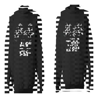 Drapeau De Courseintage Avec Nom De Famille À Carreaux Sweater e - Cadeauxyz