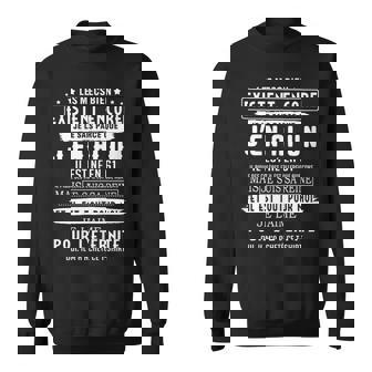 Les Mecs Bien Existent Encore Je Le Sais Parce Que J'en Ai U Sweater e - Cadeauxyz