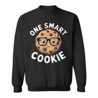 One Smart Cookie Chocolate Chip Cookie Sweatshirt - Thegiftio UK