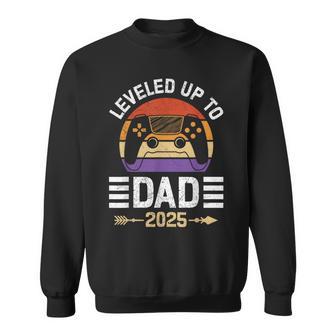 Spielerpapa Leveled Up To Daddy 2025 Dadintage Sweatshirt - Geschenkecke