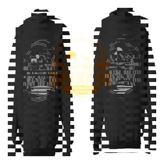 Vintage Parish New York Mountain Hiking Souvenir Print Sweatshirt - Monsterry