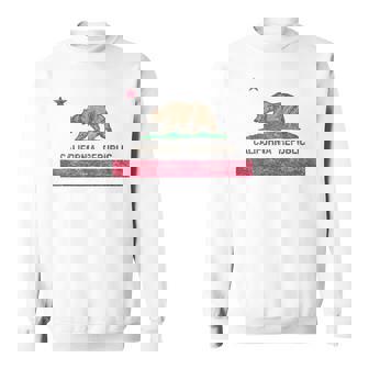 California State Flag Grizzly Bear Cali Distressed Camisa de entrenamiento - Regaloses