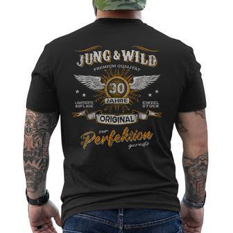 30 Years Jung & Wild To Perfection Matured 30Th Birthday T-Shirt mit Rückendruck - Geschenkecke