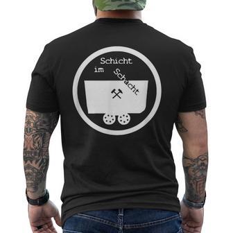 Against All Odds Layer In The Schacht Lore T-Shirt mit Rückendruck - Geschenkecke