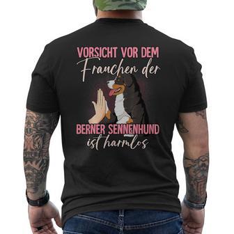 Bernese Mountain Dog Orsichtor Dem Frauchen T-Shirt mit Rückendruck - Geschenkecke