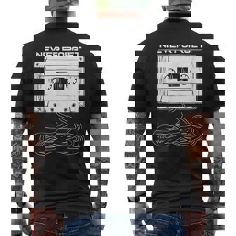 Never Forget Audio Cassette Tape Années 80 T-shirt imprimé au dos - Cadeauxyz