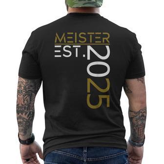 Graduation Master Est 2025 Golden Outfit Master Exam T-Shirt mit Rückendruck - Geschenkecke