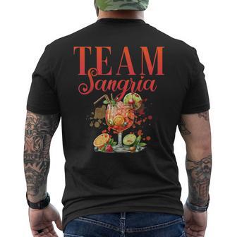 Hen Party Team Sangria Cocktail For Bartender T-Shirt mit Rückendruck - Geschenkecke