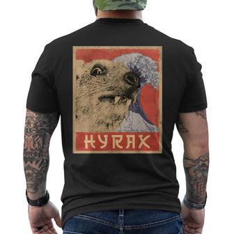 Hyrax Japaneseintage Style Hyrax Meme T-Shirt mit Rückendruck - Geschenkecke