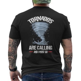 Les Tornades Appellent Et Je Dois Aller Tornade T-shirt imprimé au dos - Cadeauxyz