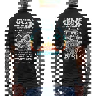 Level 8 Years Birthday Young Gamer 2017 Birthday T-Shirt mit Rückendruck - Geschenkecke