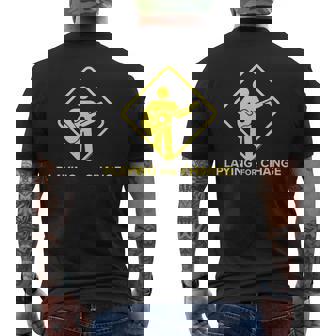 Logo De Panneau De Rue Playing For Change T-shirt imprimé au dos - Cadeauxyz