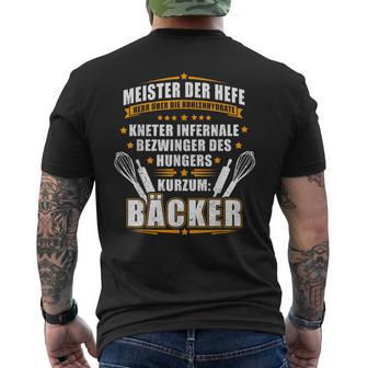 Master Of The Yeast And Mr Over The Carbohydrates Bakers T-Shirt mit Rückendruck - Geschenkecke