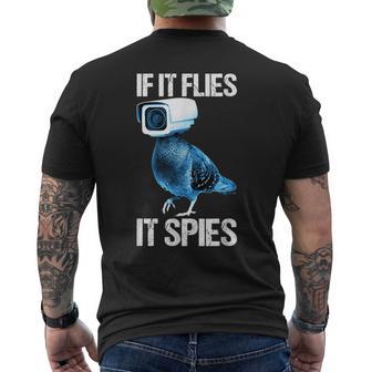 Pigeons Aren't Real If It Flies It Spies T-Shirt mit Rückendruck - Geschenkecke