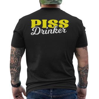 Piss Drinker Naughty Bdsm Urine Fetish T-Shirt mit Rückendruck - Geschenkecke