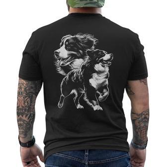 Playful Bernese Mountain Dog In Cool Drawing Style T-Shirt mit Rückendruck - Geschenkecke