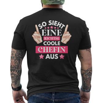 So Ssieht Eine Coole Chefin Aus S T-Shirt mit Rückendruck - Geschenkecke