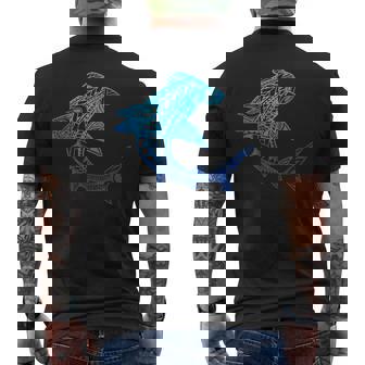 Tiburón De Estilo Tribal Hawaiano Para Amantes De La Playa Hawaiana Camiseta Hombre Estampado Espalda - Regaloses