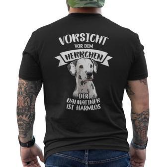 Vorsichtor Dem Herrchen Der Dalmatian Ist Harmlos Gassi T-Shirt mit Rückendruck - Geschenkecke