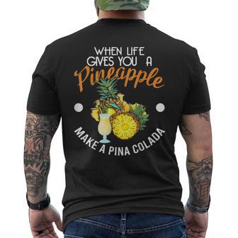 Wenn Das Leben Dir Eine Pineanas Gibt Mach Eine Pina Colada S T-Shirt mit Rückendruck - Geschenkecke