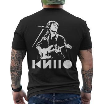 Wiktor Zoi Rockmusicien Russie Cinéma Udssr T-shirt imprimé au dos - Cadeauxyz