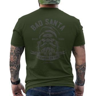 Christmas Bad Santa Is Coming To You Iii T-Shirt mit Rückendruck - Geschenkecke