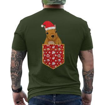 Merry Christmas Forest Animal Chest Pocket Squirrel T-Shirt mit Rückendruck - Geschenkecke