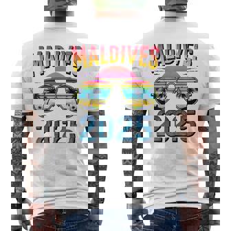 Charming Souvenirs For Beach Holidays In The Maldives T-Shirt mit Rückendruck - Geschenkecke